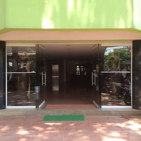 Phuong Dong Hotel Ханой Экстерьер фото